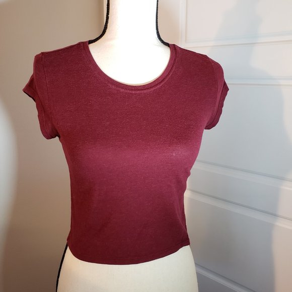 Forever 21 Tops - Forever 21 Short Sleeve Crop shirt